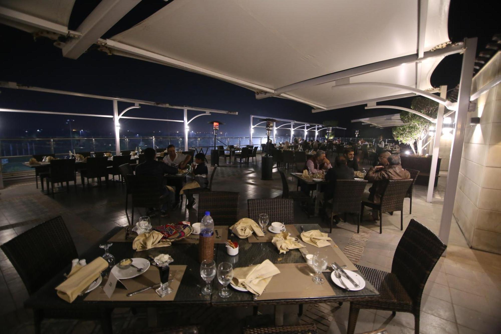 Hotel Defence Raya Golf & Country Club Lahore Exterior foto