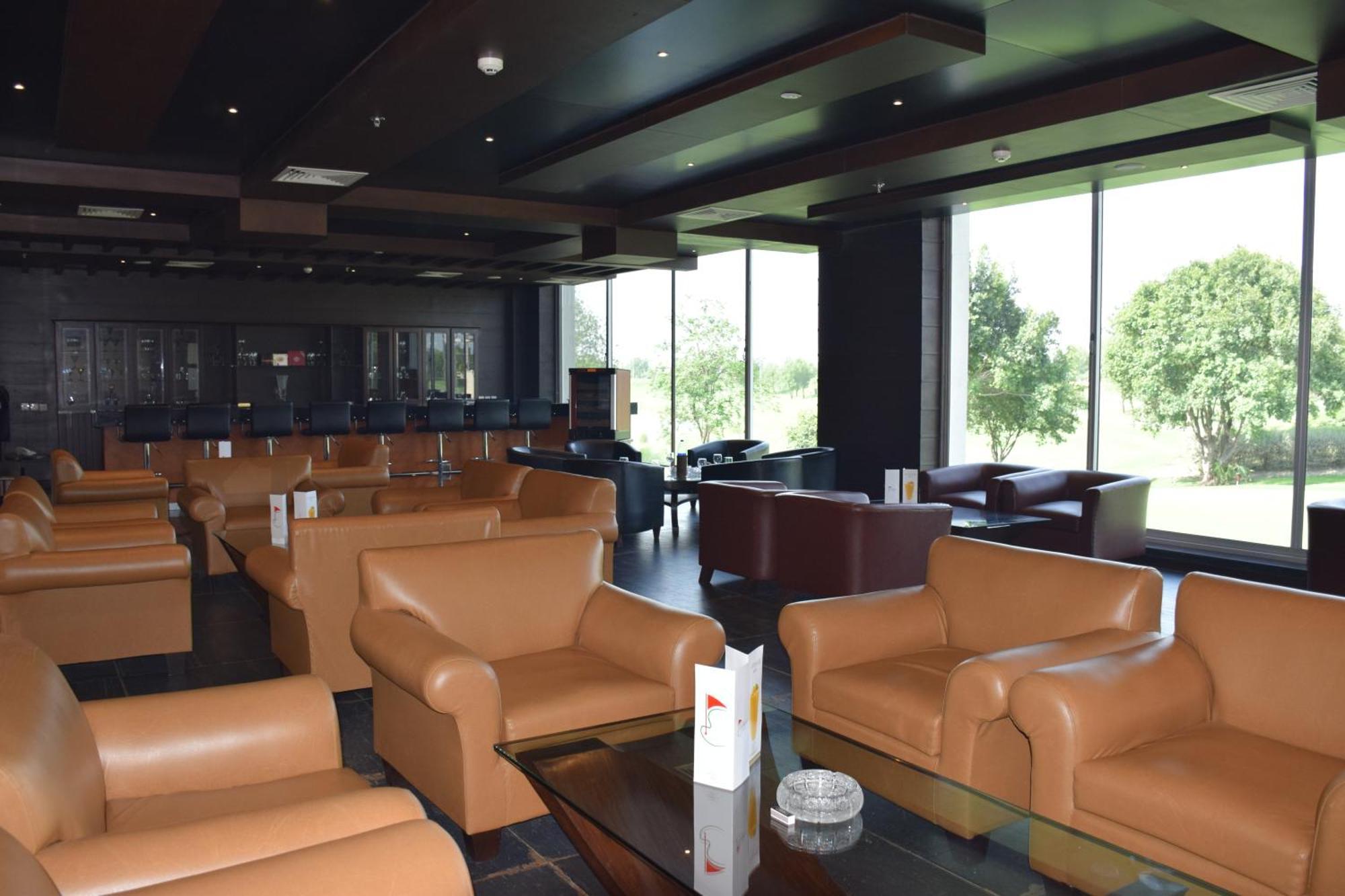 Hotel Defence Raya Golf & Country Club Lahore Exterior foto