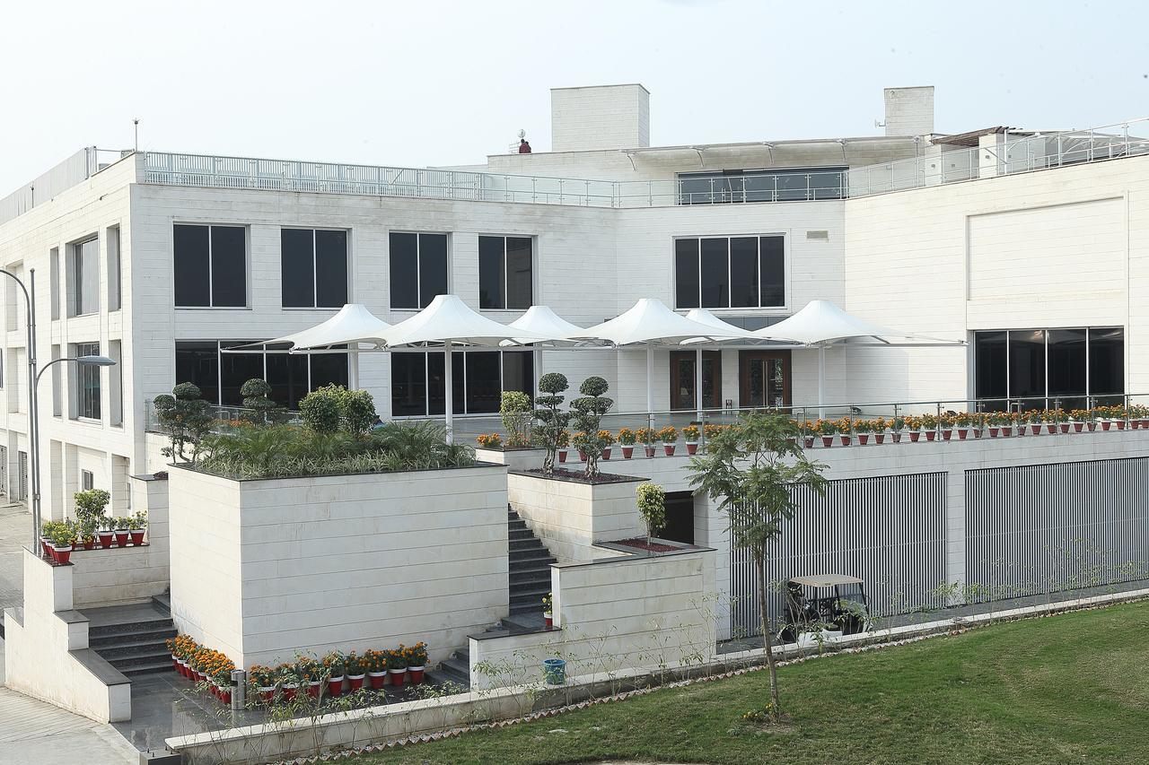 Hotel Defence Raya Golf & Country Club Lahore Exterior foto